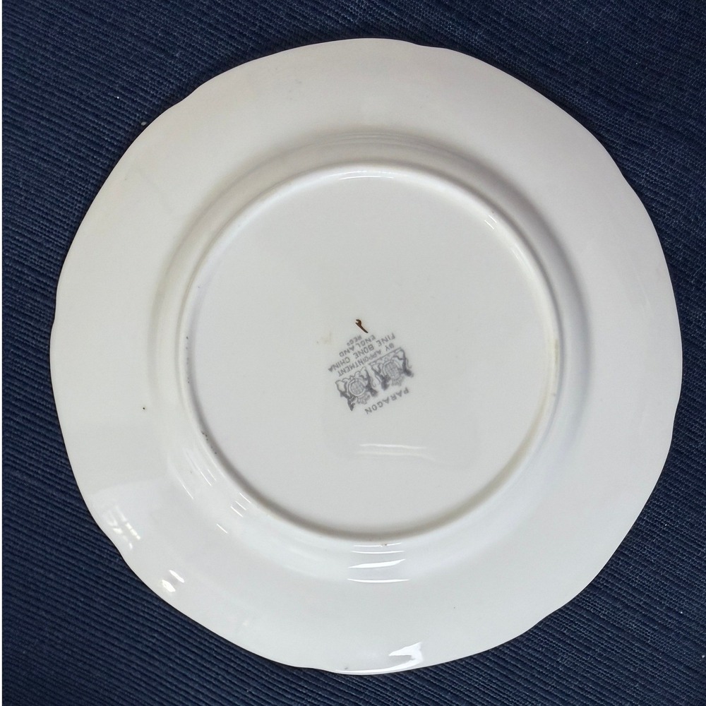 Paragon Fine English Tea Bone China VINTAGE Plates 6" Set of 7 Sweet Pea Floral - Picture 5 of 6